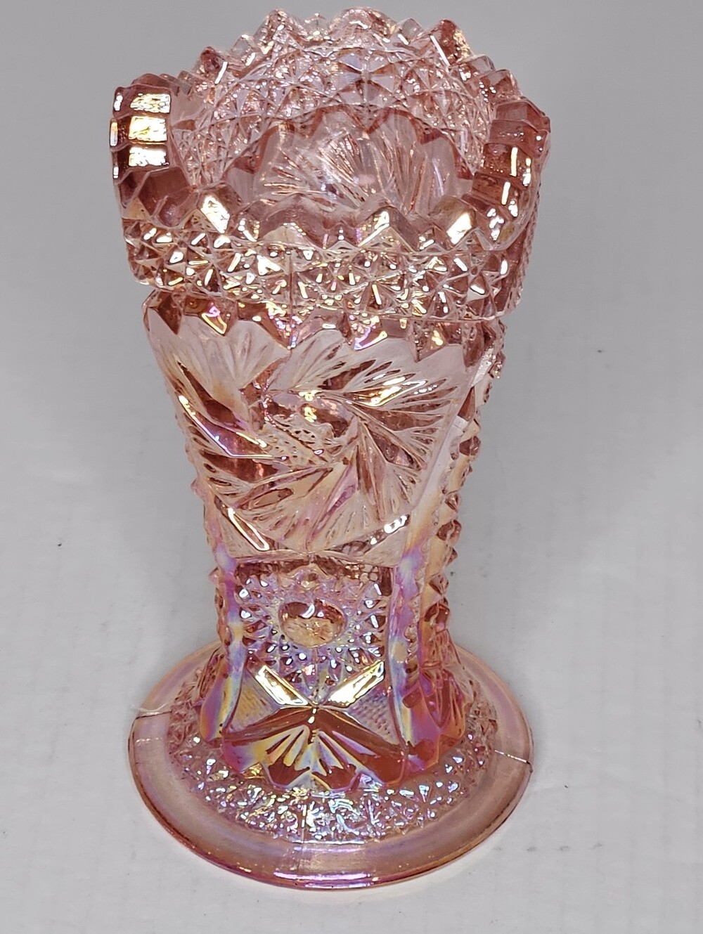 LE Smith Aztec Heritage Carnival Glass Whirling Star Vase Sawtooth Rim Pink